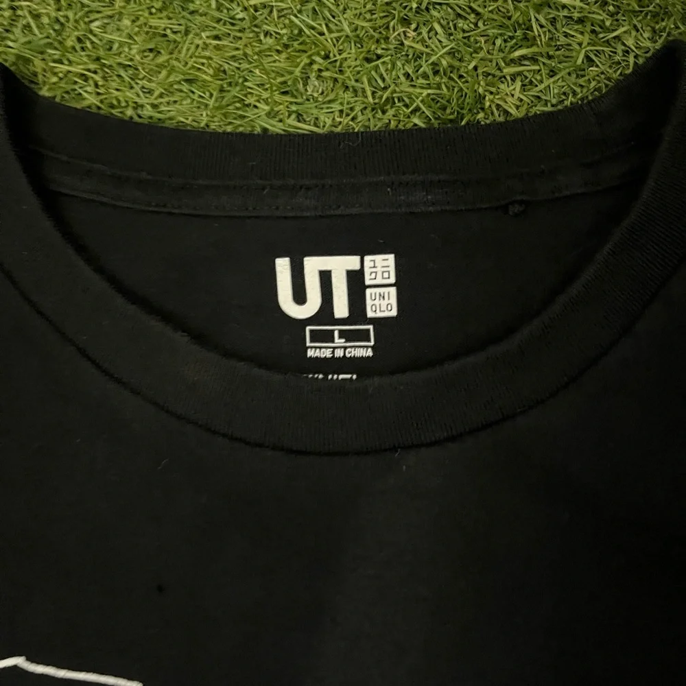 Uniqlo x Daniel Arsham x Pokémon
Mewtwo T-Shirt Black - Picture 3 of 3
